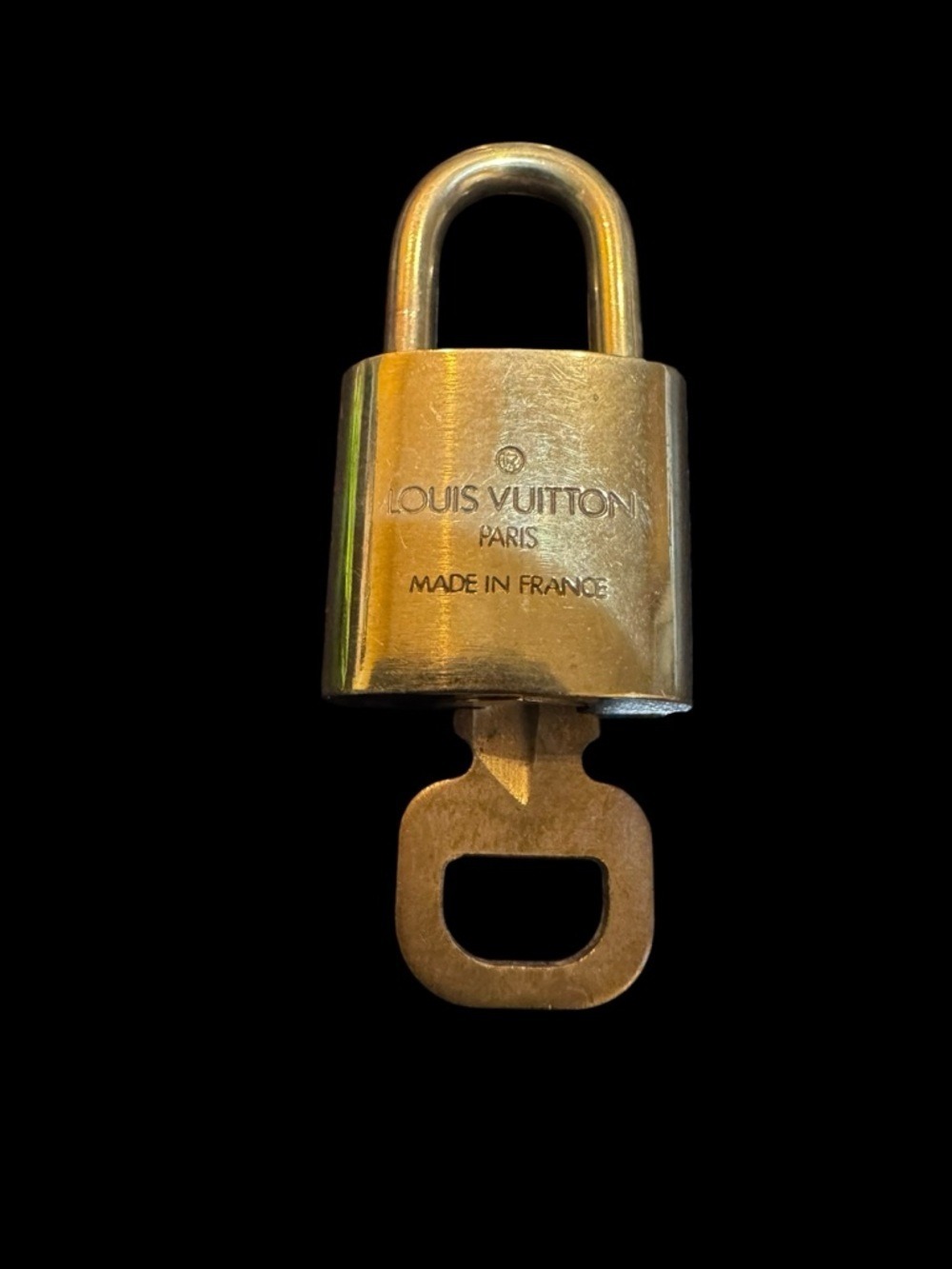 Louis Vuitton Brushed Gold Padlock with Key #316 & COA - Picture 4 of 6